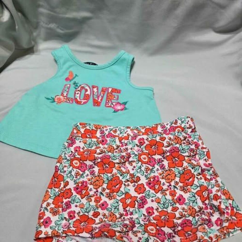 Rare Too! Girls 3-6 months racerback tank and skort set like new
